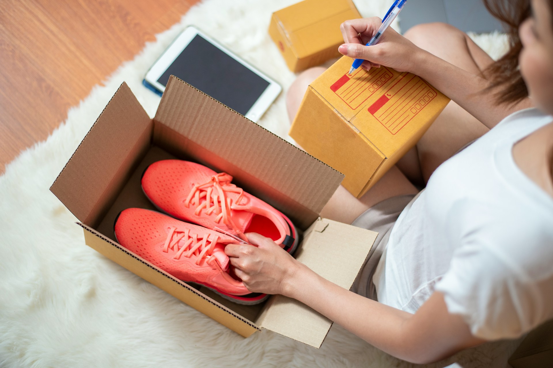 Zarządzanie zwrotami w e-commerce: od kosztownego problemu do przewagi konkurencyjnej